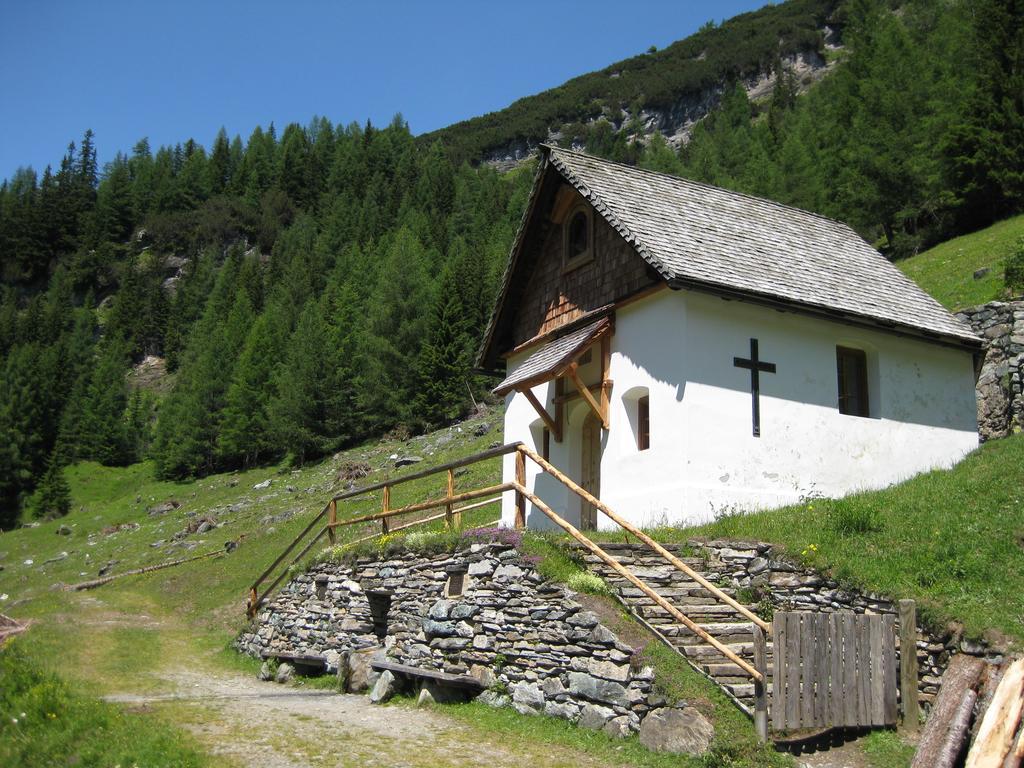 Almhutte Adlerhorst Holiday home Heiligenblut